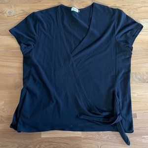 Franc black wrap top